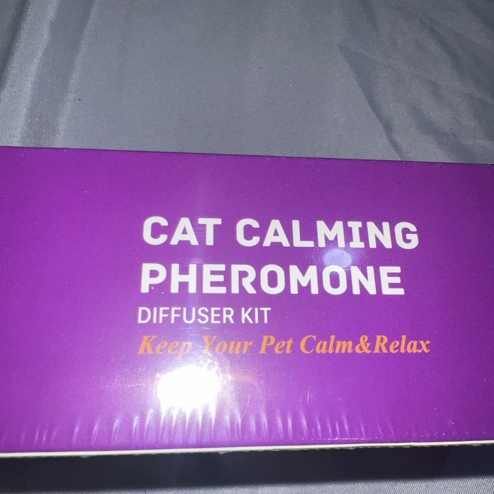 TIOUPI Cat Calming‎ Pheromone Plug-In Diffuser Kit for Cat Anxiety Stress NIP
